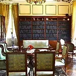 Chateau Les Vallees B&B