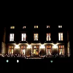 Chateau Les Vallees B&B 라로슈포세이