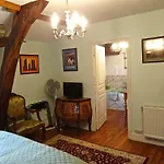 Chateau Les Vallees B&B 4*