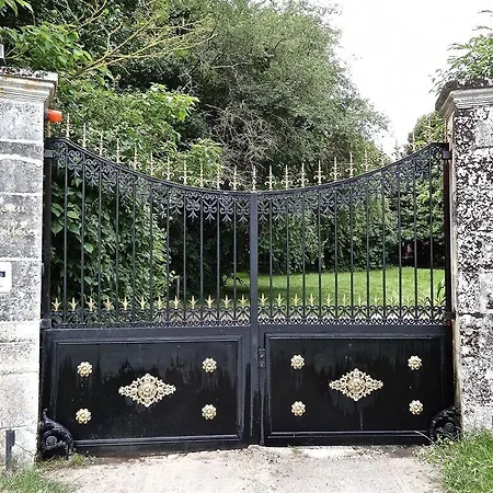 Chateau Les Vallées
