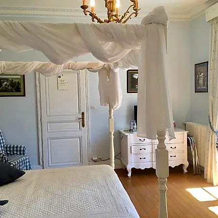 Chateau Les Vallees 4* La Roche-Posay