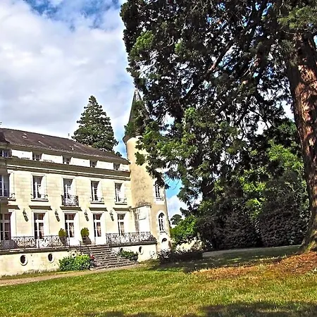 Chateau Les Vallees Nocleg ze śniadaniem