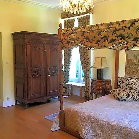 Chateau Les Vallees