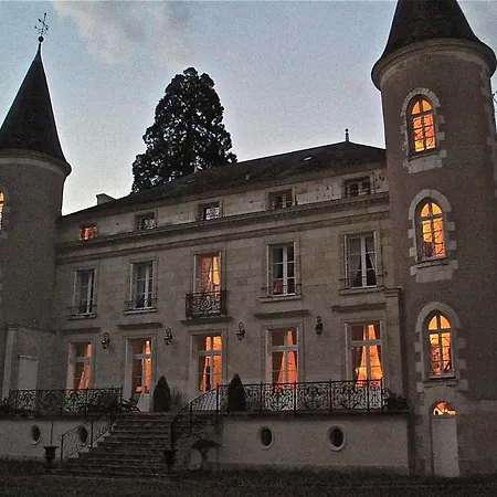 Chateau Les Vallees فندق مبيت وإفطار 4*