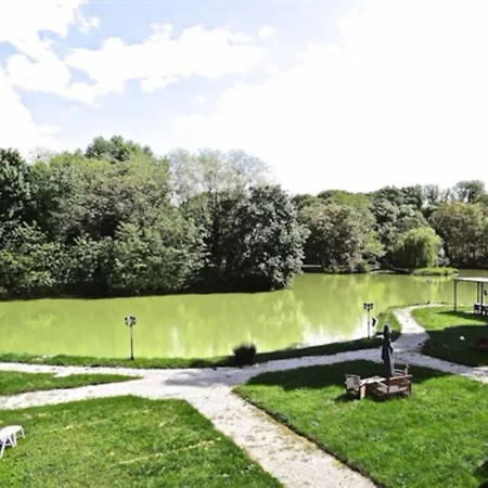 Bed & Breakfast Chateau Les Vallees En Touraine Tournon-Saint-Pierre