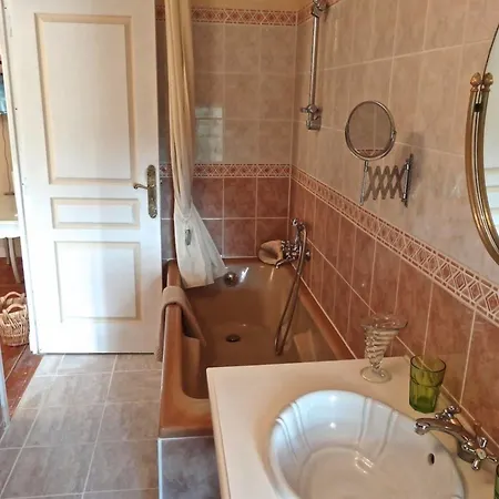 Chateau Les Vallees En Touraine 4*