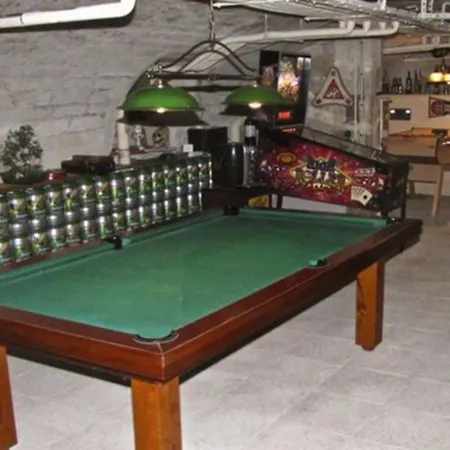 Chateau Les Vallées 4*